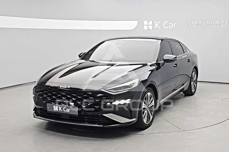 2023 KIA K8