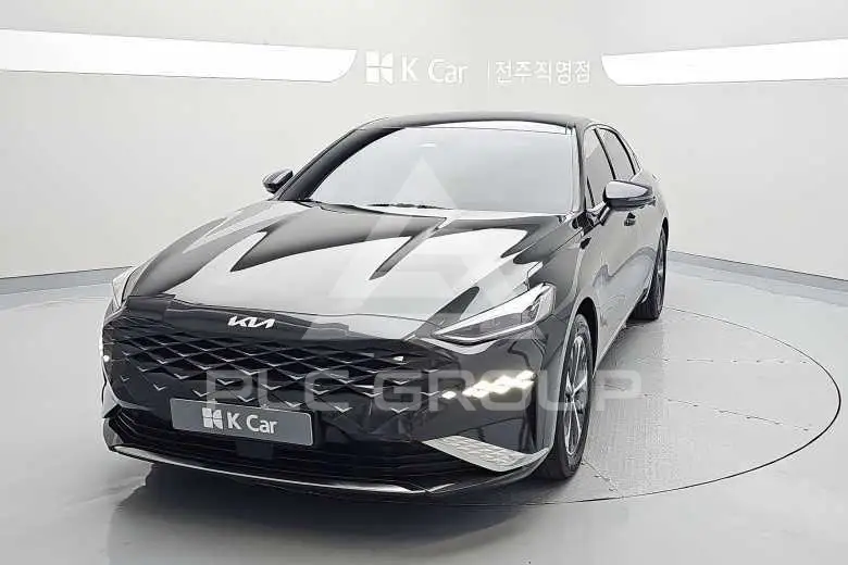 2023 KIA K8