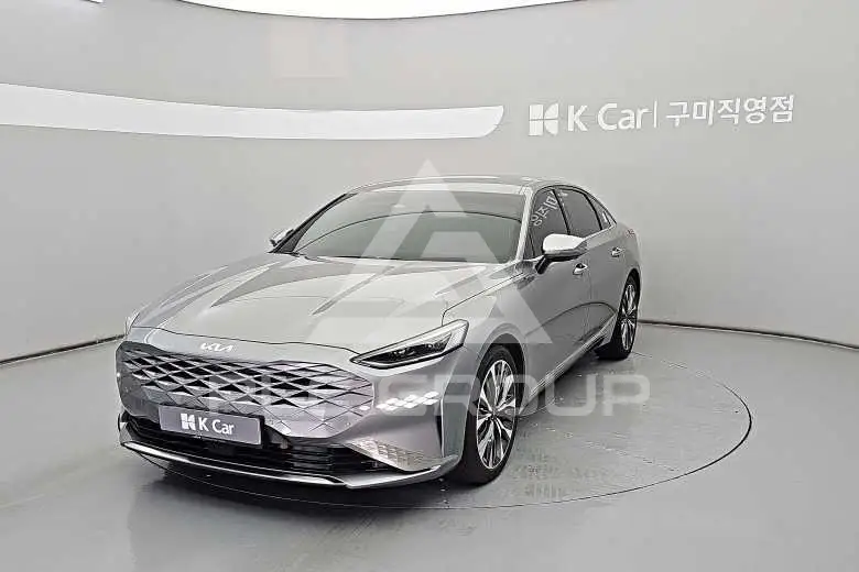 2023 KIA K8