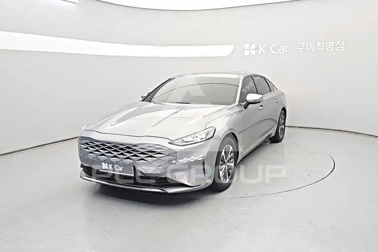 2023 KIA K8