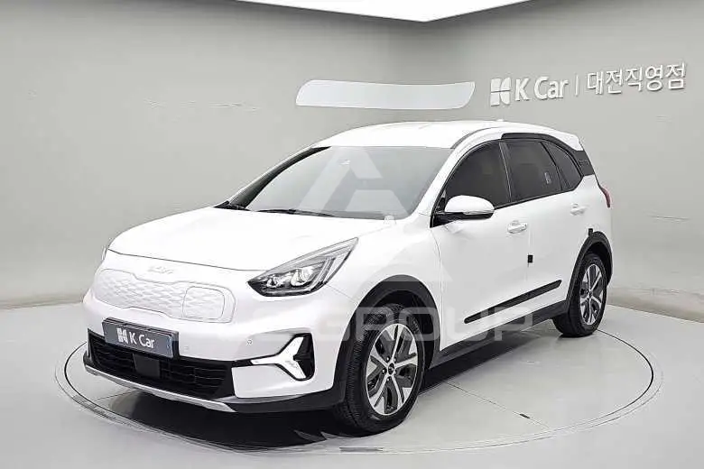 2023 KIA Niro