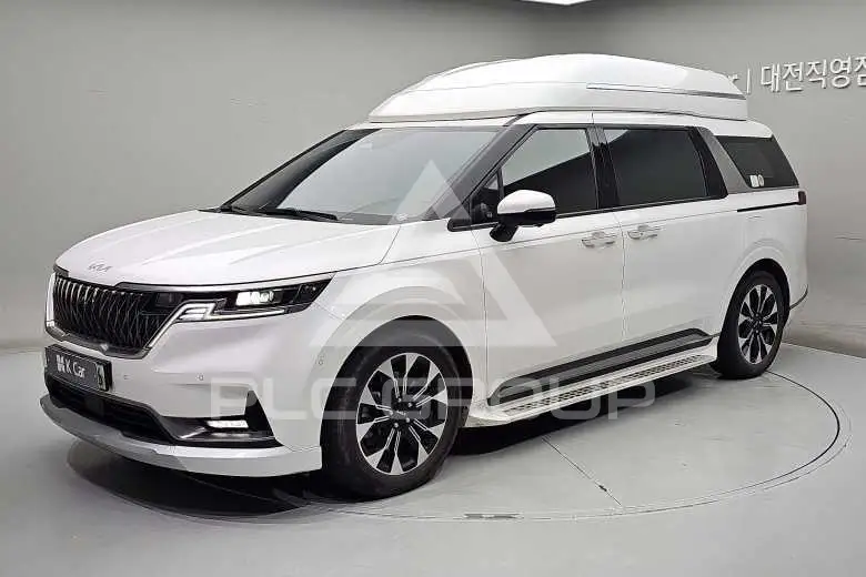 2023 KIA Carnival