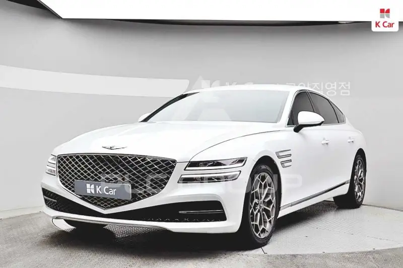 2023 Genesis G80
