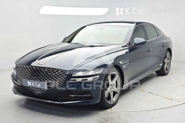 2023 Genesis G80