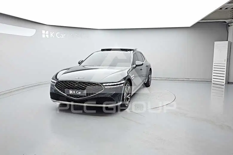 2023 Genesis G90