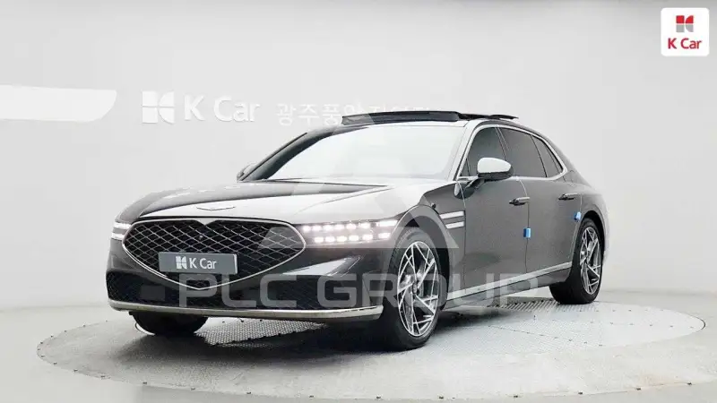 2023 Genesis G90