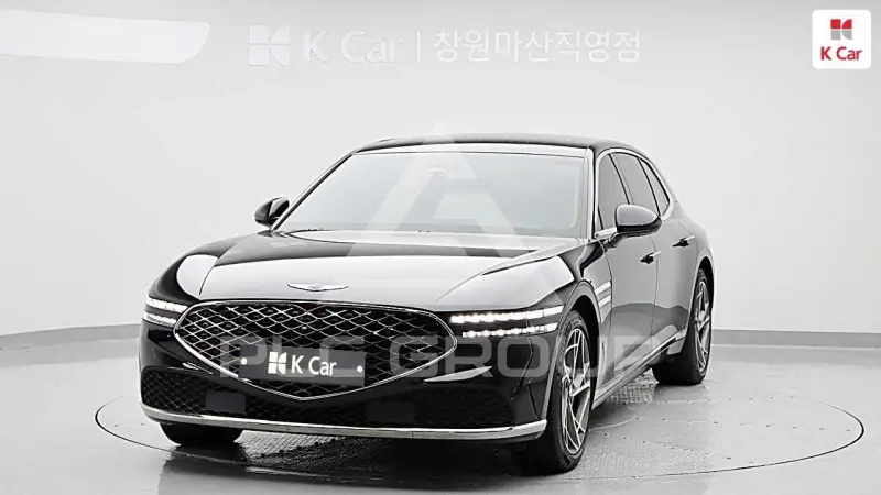 2023 Genesis G90
