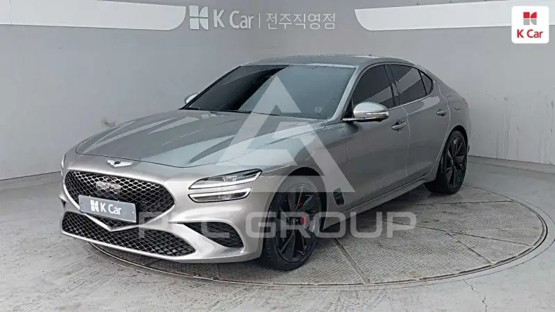 2023 Genesis G70