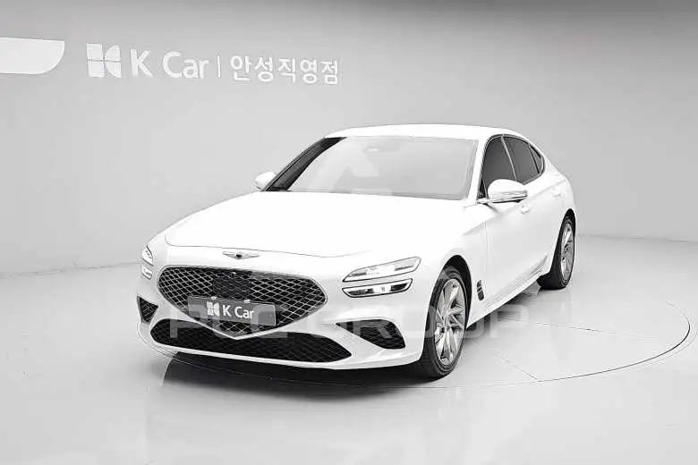 2023 Genesis G70