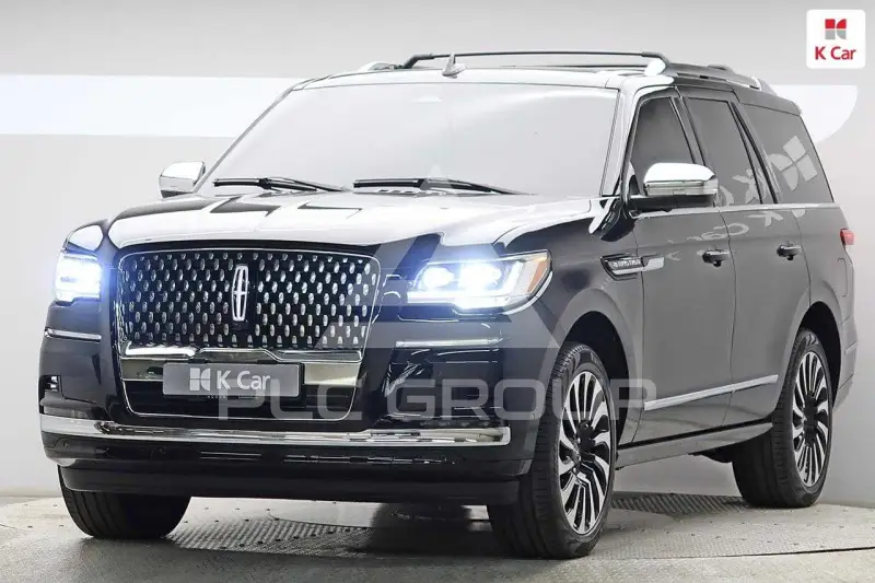 2023 Lincoln NAVIGATOR