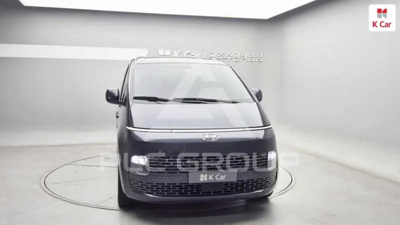 2024 Hyundai Staria