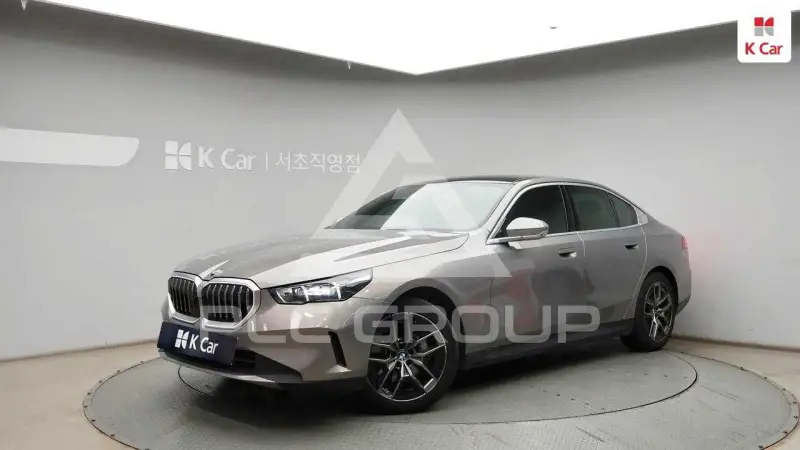 2025 BMW 5 Series