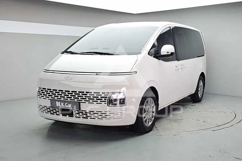 2025 Hyundai Staria