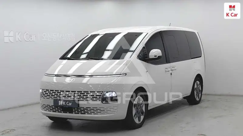 2025 Hyundai Staria