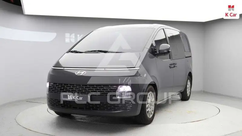 2025 Hyundai Staria