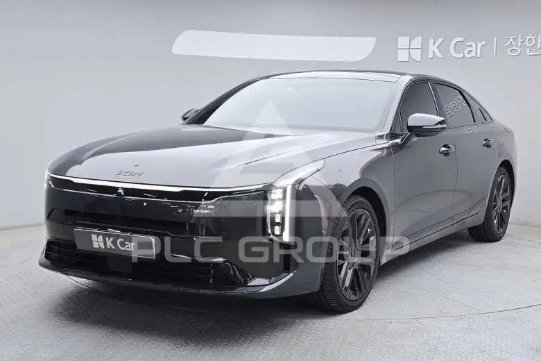 2025 KIA K8