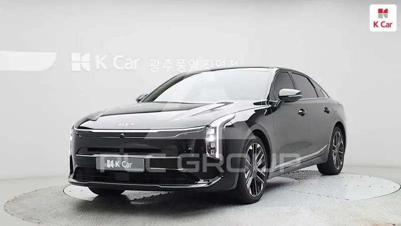 2025 KIA K8