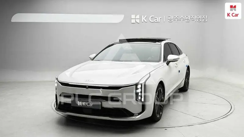 2025 KIA K8