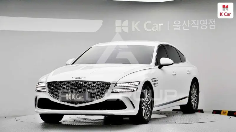 2025 Genesis G80