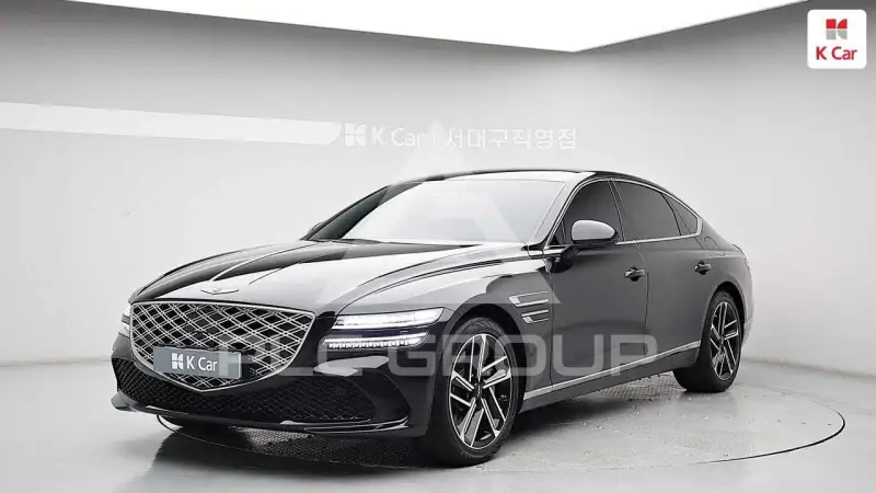2025 Genesis G80