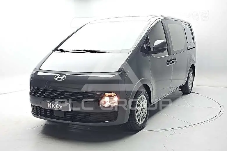 2026 Hyundai Staria