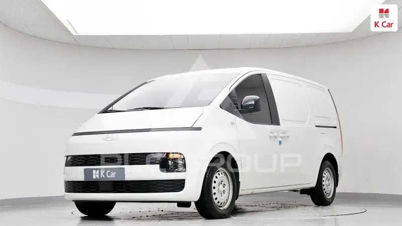 2026 Hyundai Staria
