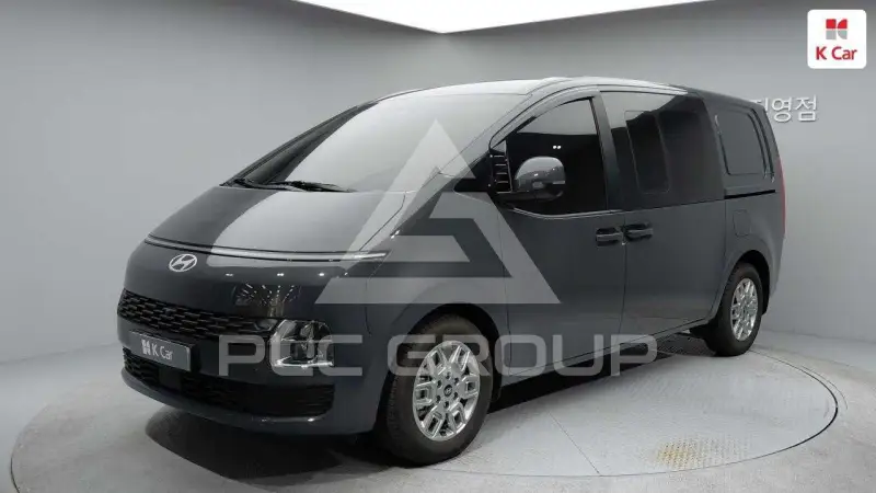 2026 Hyundai Staria