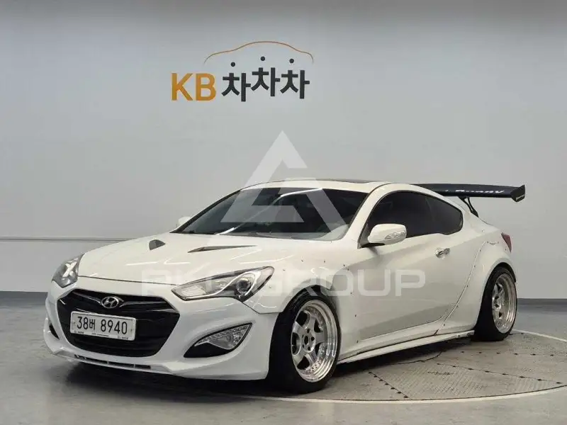 2012 Hyundai Genesis
