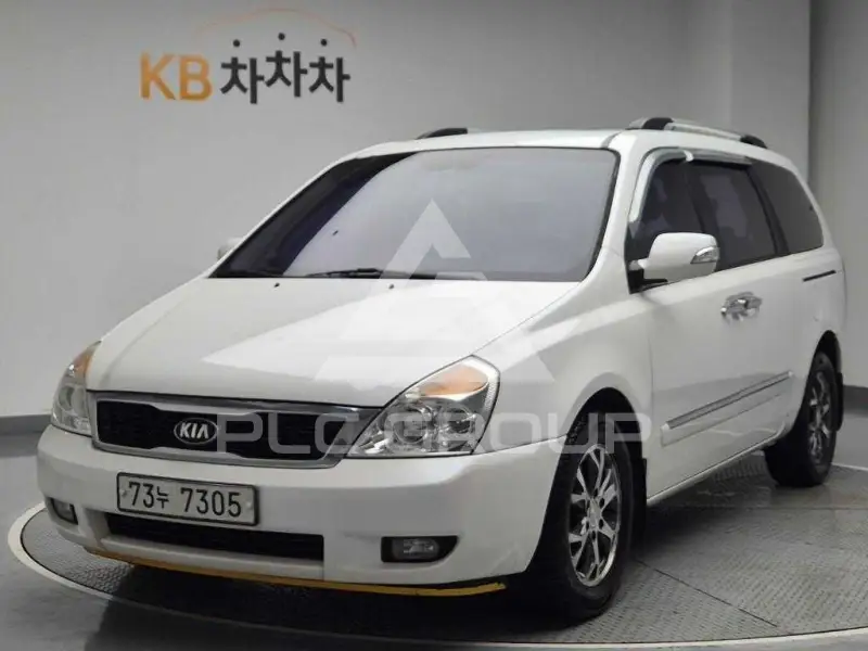 2013 KIA Carnival