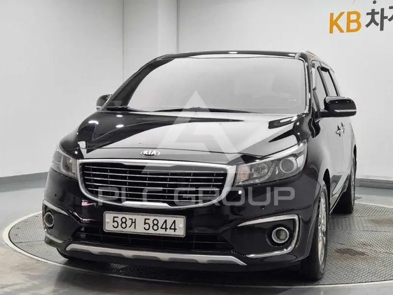 2015 KIA Carnival