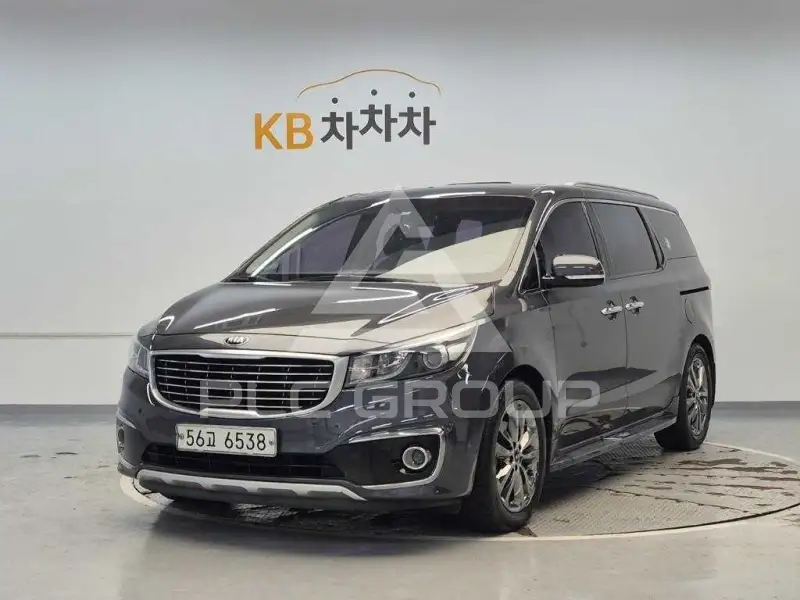 2015 KIA Carnival