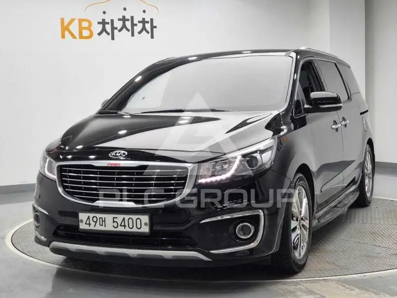 2015 KIA Carnival