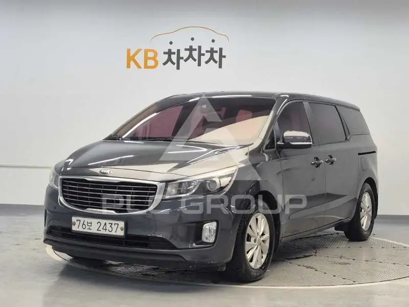2015 KIA Carnival