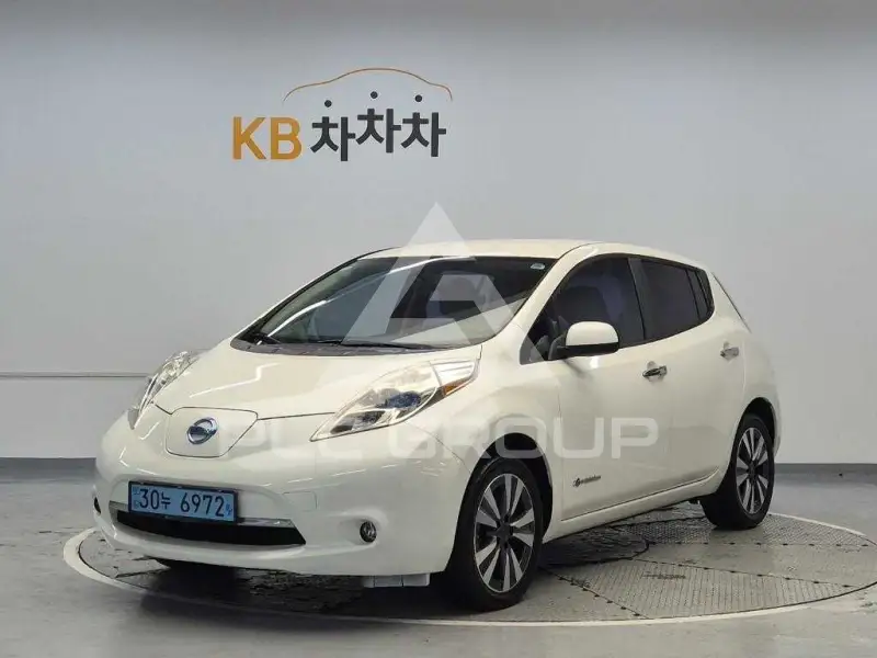2016 Nissan LEAF