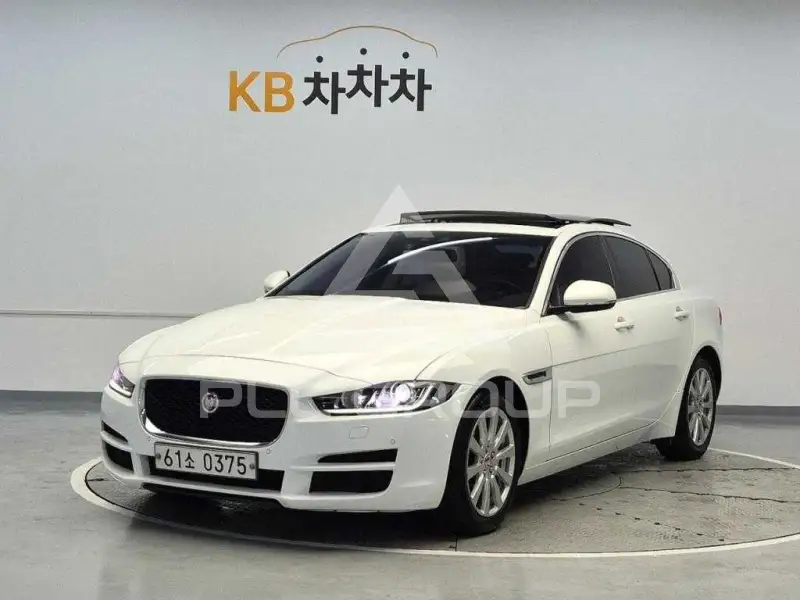 2016 Jaguar XE