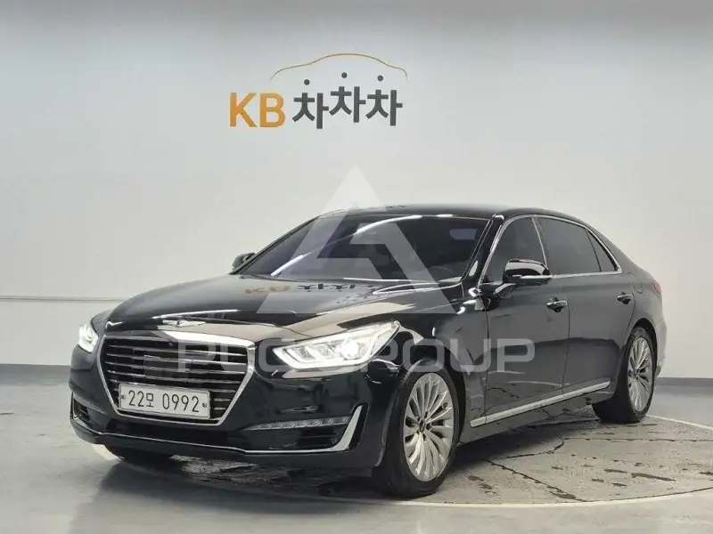 2016 Genesis EQ900