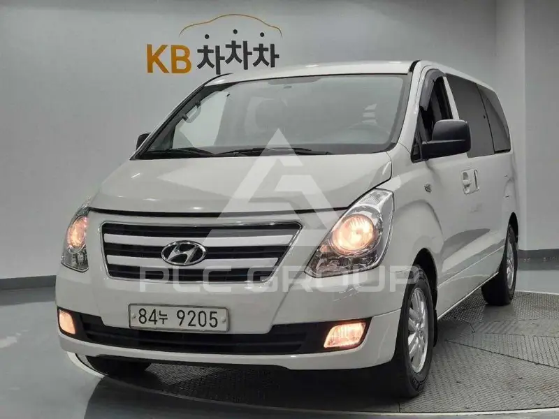 2016 Hyundai Starex