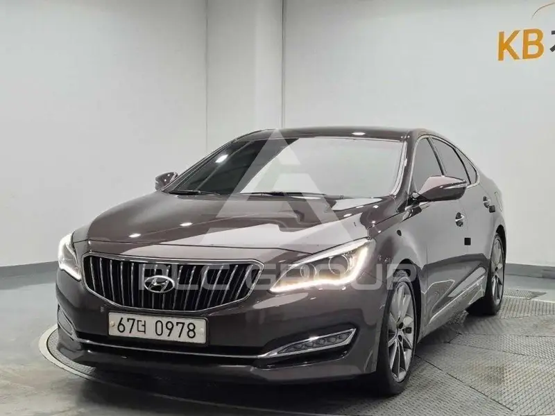 2016 Hyundai Aslan