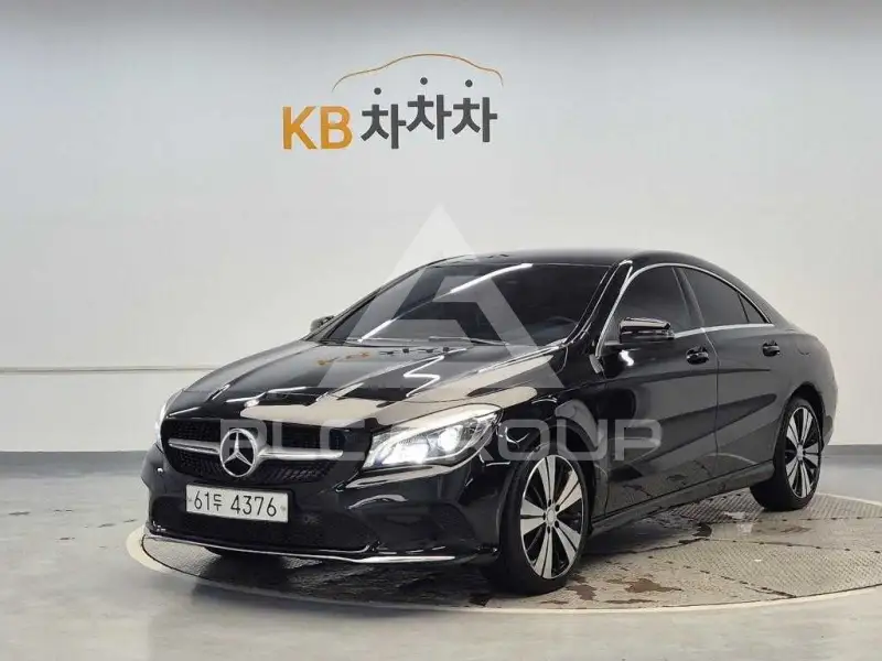 2017 Mercedes Benz CLA-Class