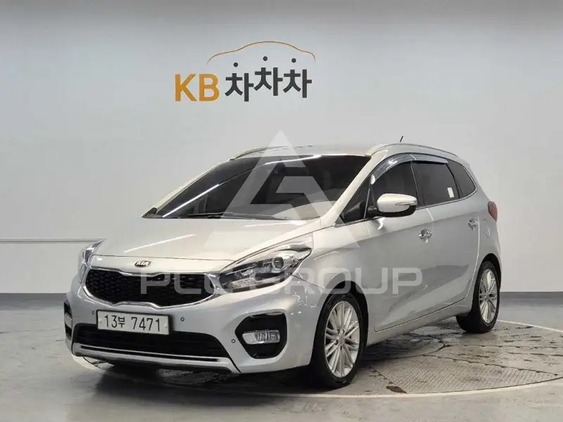 2017 KIA Carens