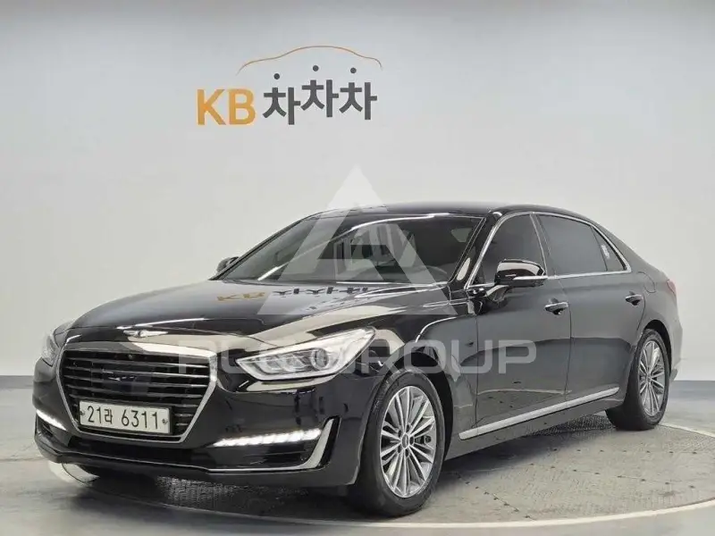 2017 Genesis EQ900