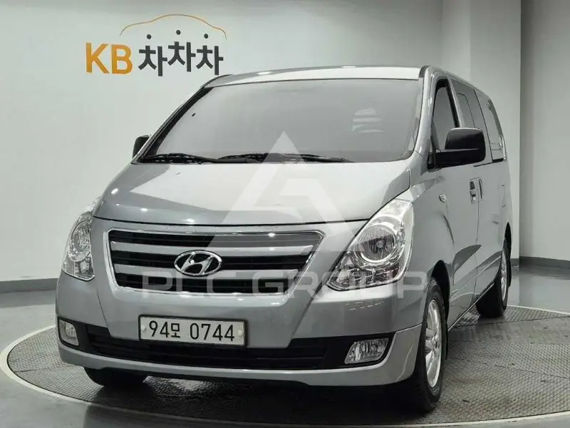 2017 Hyundai Starex