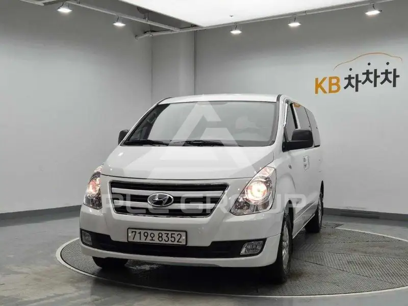 2017 Hyundai Starex
