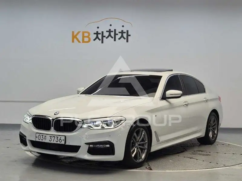 2018 BMW 523