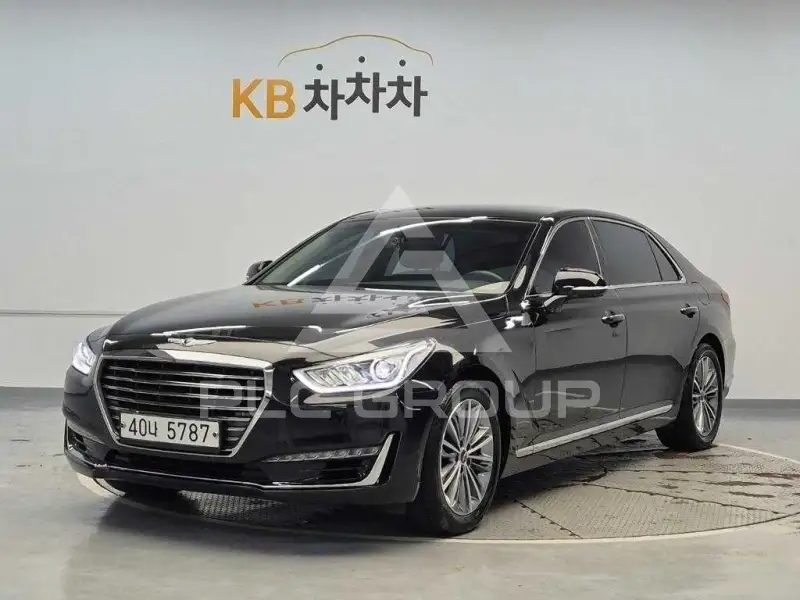 2018 Genesis EQ900