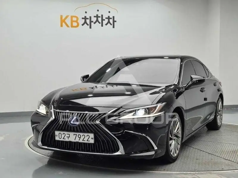 2019 Lexus ES