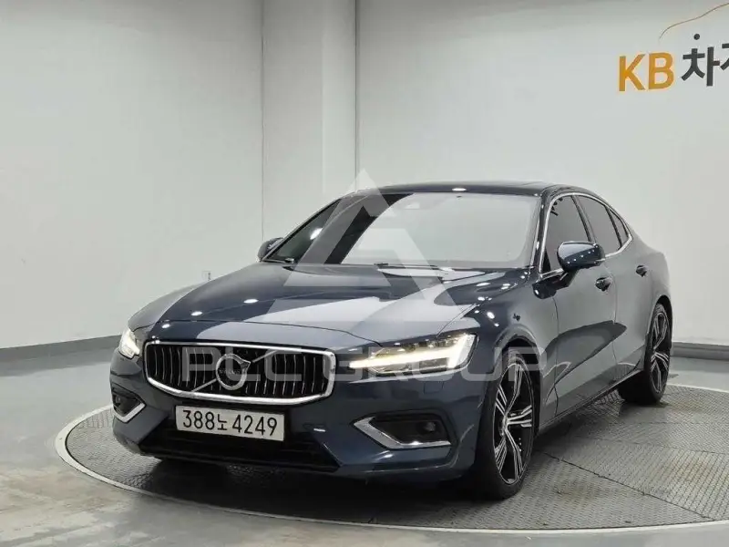 2020 Volvo S60