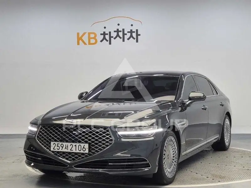 2021 Genesis G90
