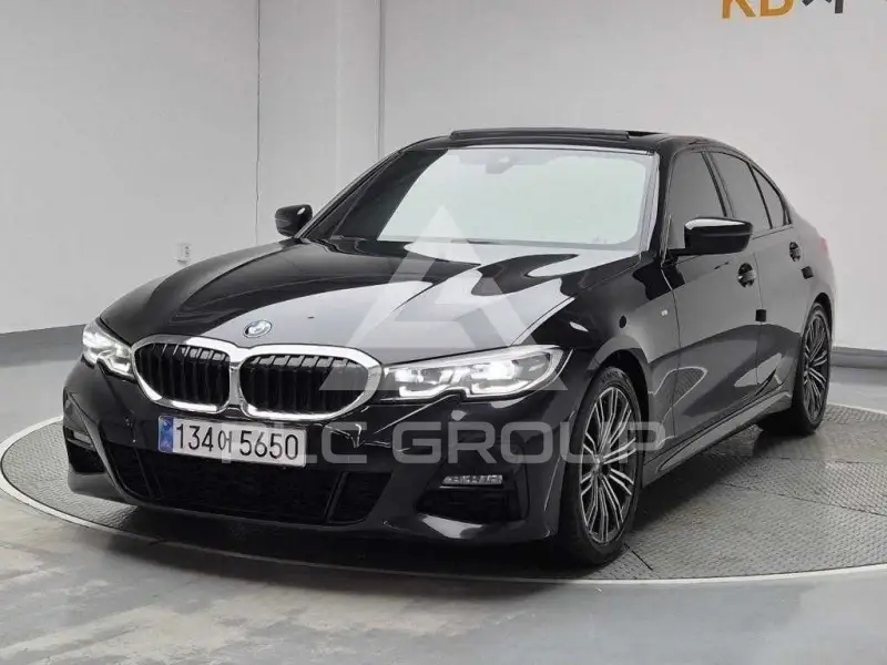 2022 BMW 330