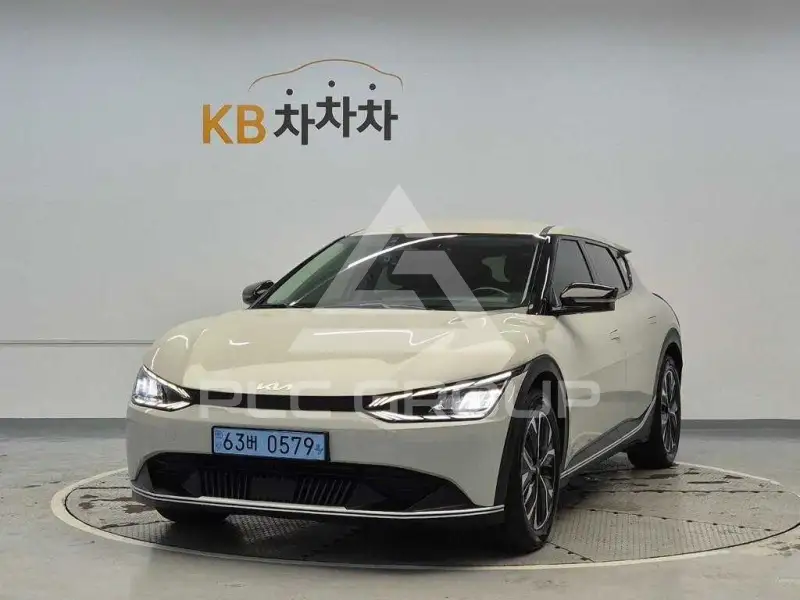 2022 KIA EV